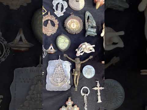 Видео: Блошиный рынок Мадрида.Мои находки.французская пуговица.Брошь в стиле модерн.