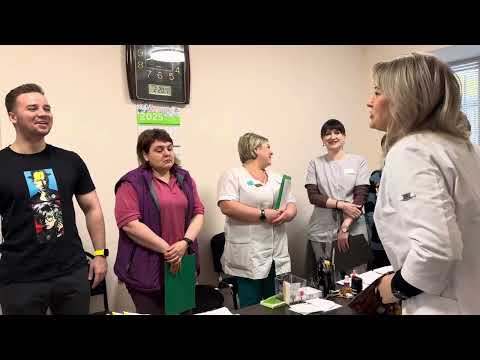 Видео: А ты чё снимаешь? Пол?