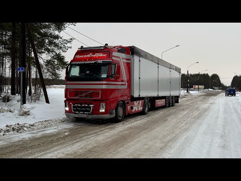 Видео: В рейс на цепях в мокрый лёд #moisei #дальнобой #volvo #зима #automobile