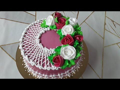 Видео: Бисквитный торт с кремом шарлот