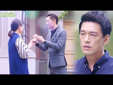 Видео: Мужчина тайно следует за бывшей💔просит вернуть всё💦но видит предложение💍уходит в слезах💦карма!