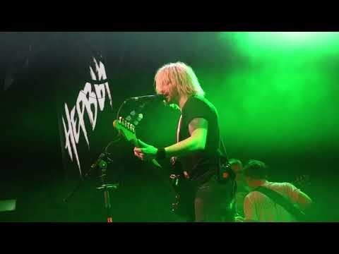 Видео: Нервы - Из Бара (Новая песня) @ ГлавClub