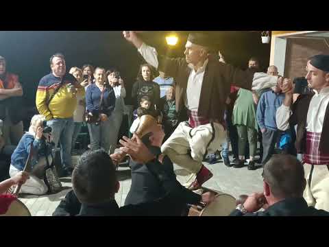 Видео: Традиционален ТАНЕЦ за Богородица со Тешкото што никогаш не е лесно 