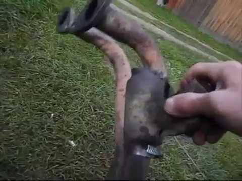 Видео: Ока Как Снять  Заменить Приемную трубу   Штаны глушителя(редакция)