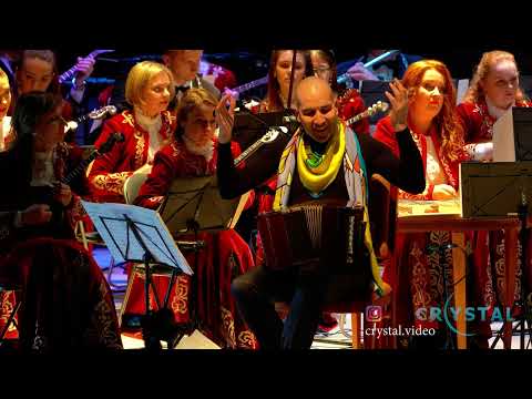 Видео: Mario Stefano Pietrodarchi с оркестром народных инструментов им. Л. Иванова, дирижёр Денис Черта