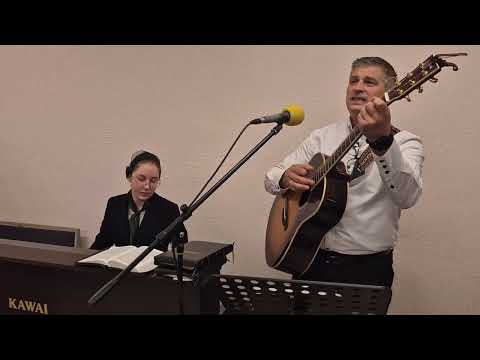 Видео: «Слышу я, Господь, Твой нежный голос» – общее пение (09.11.2025)