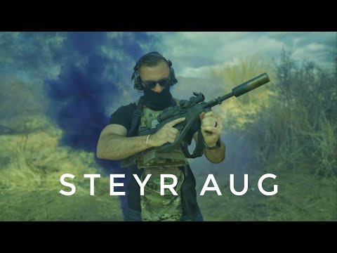 Видео: STEYR AUG: Настоящий фаворит научной фантастики: Мнение и наблюдение