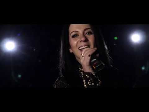 Видео: Ольга Дроздова - "Нас обручила осень"