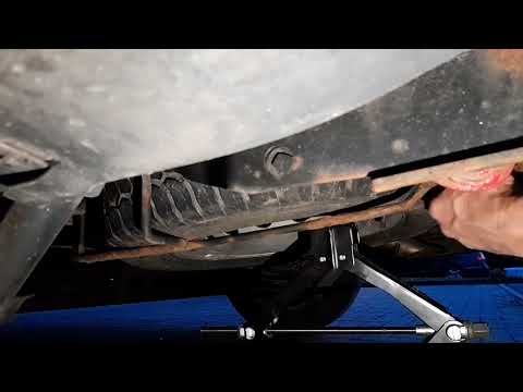 Видео: 30/07/23 Установка запаски на место, предусмотренное производителем. Трудно было закручивать болт