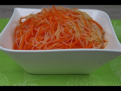 Видео: Салат с фунчозой и морковью