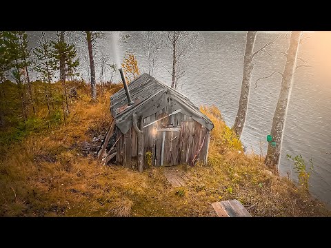 Видео: РЕМОНТ СТАРОЙ ИЗБЫ. РАЗБИРАЛ ПЕЧЬ И НАШЁЛ ЭТО! СТАВЛЮ ПЕЧЬ В ИЗБЕ ДЕДА. ТАЁЖНАЯ ИЗБУШКА НА ОСТРОВЕ