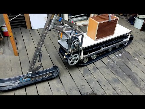 Видео: Электроснегокат, почти снегоход.