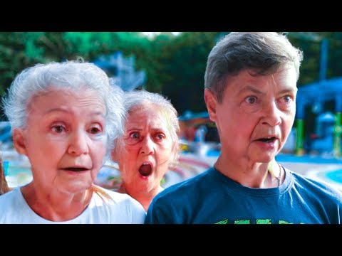 Видео: МЫ ПОСТАРЕЛИ! СПАСИТЕ!! (Крутые Детки) Cool Kids