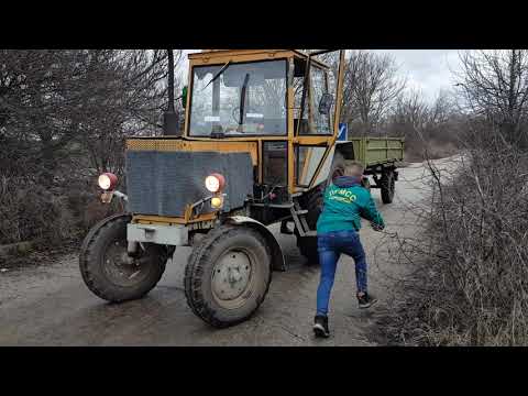 Видео: Състезание по майсторско управление на трактор от учениците от ПГМСС "Н. Й. ВАПЦАРОВ"-с. Средище