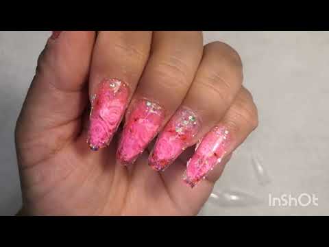 Видео: "Замороженные цветы" или"Цветы во льду". Новая техника  шприцом.