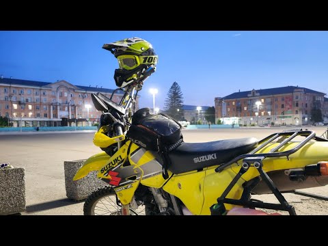 Видео: Ремонт вилки Suzuki DR-Z 400S. Замена масла, сальников, пыльников и напраляющих