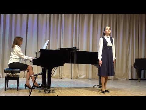 Видео: Прекрасное далёко - Е. Крылатов, Ю. Энтин, 1985. Исполняет Елизавета Белоткач,14 лет