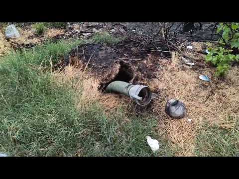Видео: Месец след пожара, сметището край OMV Виноградец расте.