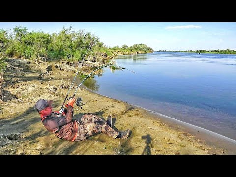 Видео: ЗАБРОСИЛ В ЯМУ И...!!!😱 ПОЙМАЛ 130 ТЫСЯЧ! ВОТ ЭТО РЫБАЛКА!