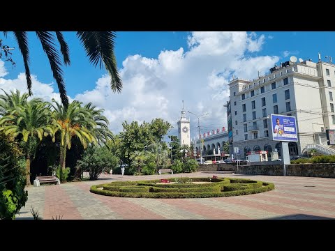 Видео: Сочи - краткий обзор центральной части и набережной