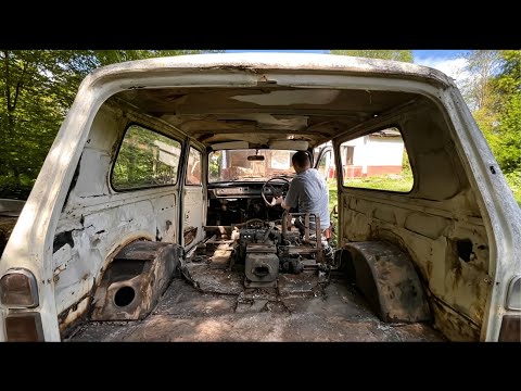 Видео: Мужчина восстанавливает брошенную машину под упавшим деревом | От начала до конца @lesnoy