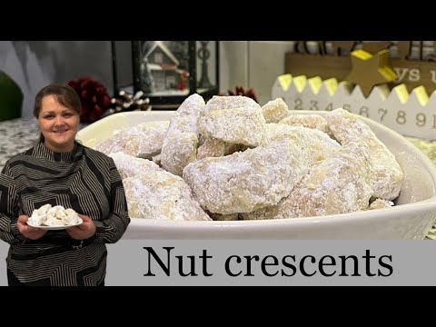 Видео: Nut crescents (Ореховые полумесяцы)