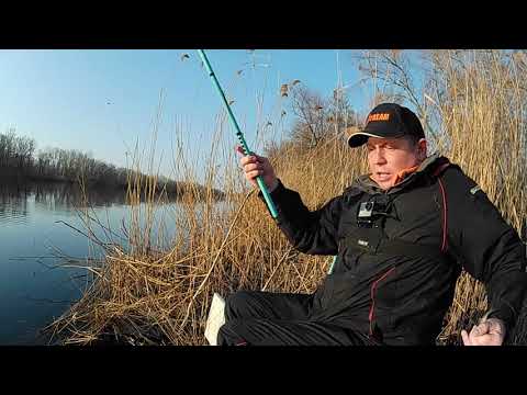 Видео: Поплавок. Ловля плотвы и густеры ранней весной.