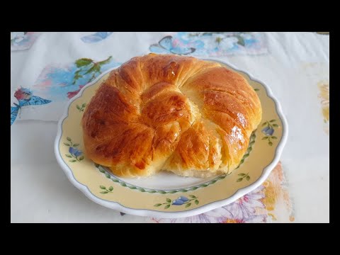 Видео: Слоенные дрожжевые булочки!