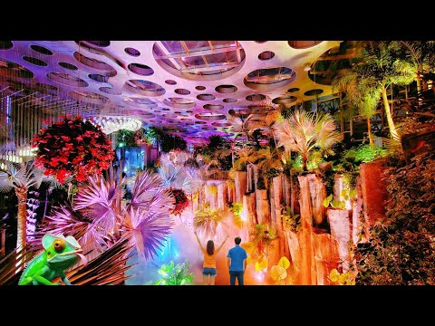 Видео: Настоящая инопланетная база в Китае! Ночная прогулка по Шанхайской теплице