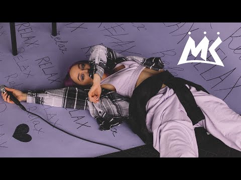 Видео: Мари Краймбрери — Relax