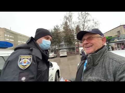 Видео: ПДР для рабов, а мусорам можно нарушать!