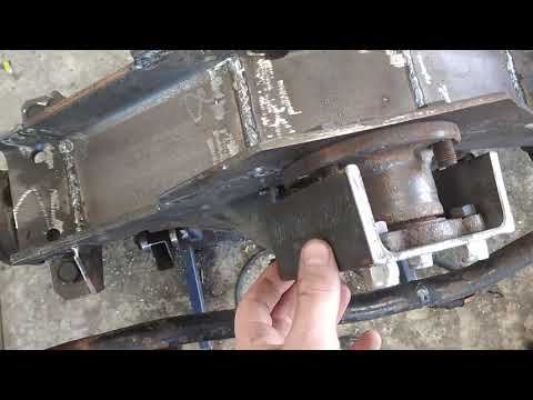 Видео: Крепление переднего укороченного моста УАЗ "качалка"