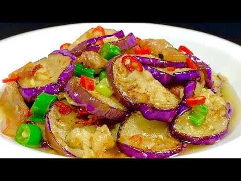 Видео: При жарке баклажанов не забывайте жарить их прямо на сковороде. Позвольте мне