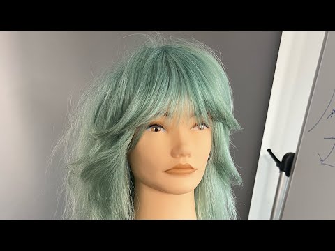 Видео: Длинная многослойная стрижка с челкой от Бена Брауна