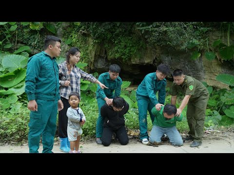 Видео: Полицейский сын был удивлен смелым поступком матери-одиночки Ли Тиу Ли