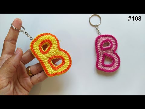 Видео: Брелок крючком буква "В" - ряд: буквы алфавита (подзаголовок)
