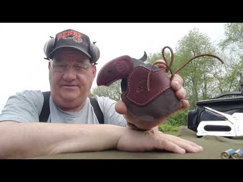 Видео: Bond Arms Grisly Bear. 410/45Lc. Эй, давай постреляем из нового оружия.