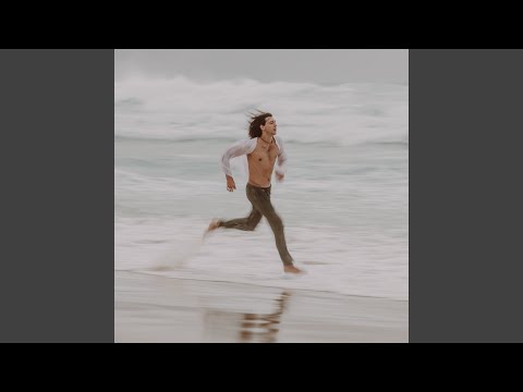 Видео: БЕЖАЛ