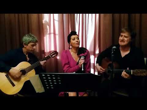 Видео: Осенняя Роса - Цыганское Трио ПЕТЕРБУРГСКИЙ РОМАНС