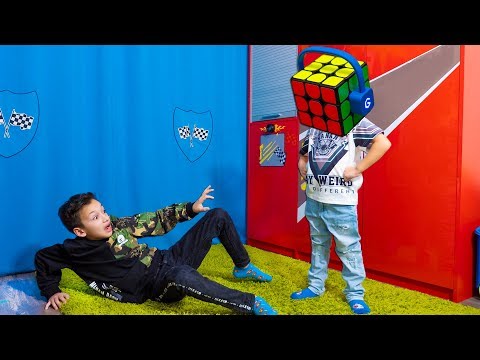 Видео: Давид Хочет ПЕРЕХИТРИТЬ Папу! Умный Кубик Рубика САМЫЙ Крутой! Smart Rubik's Cube