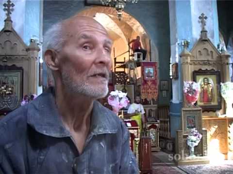 Видео: В Сынковичах волонтеры открывают древние фрески