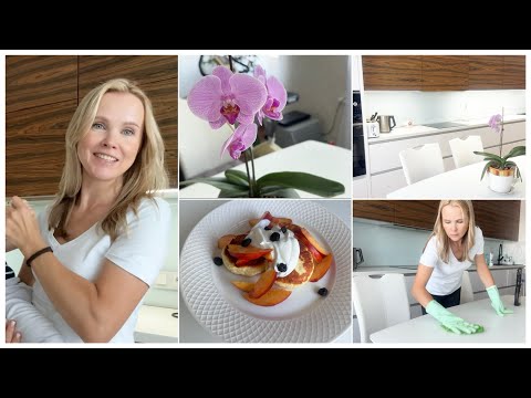Видео: Мощная мотивация на уборку💃/ Убираюсь на кухне/ Готовлю кокосовые сырники с нектаринами😍_V4
