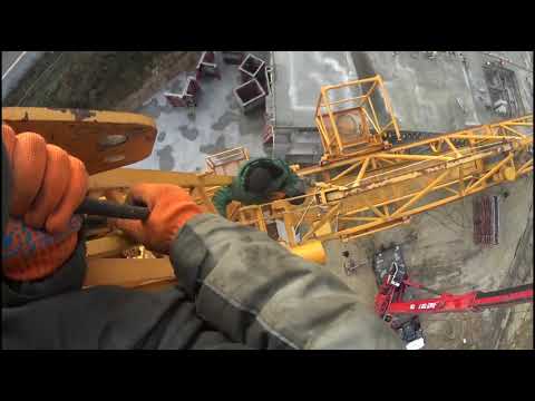 Видео: sэкsuальная наростка башенного крана liebherr 63 , демонтаж , первая серия