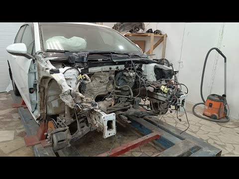 Видео: Ремонт Volkswagen Golf из под фуры.