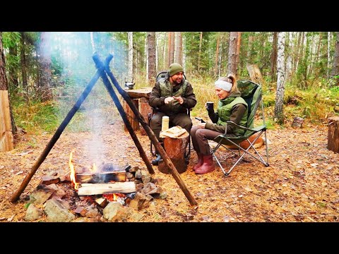 Видео: ЗАИМКА ЕДЕТ ОТДЫХАТЬ! РЫБАЛКА НА ТУРЕ ГДЕ ПРОХОДИЛ ЕРМАК | ЗАПАСЫ ВОДЫ В ЛЕСНОЙ ХИЖИНЕ