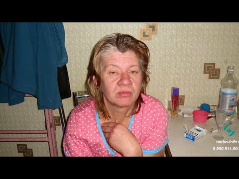 Видео: Почему ЖЕНЩИНЕ СЛОЖНЕЕ БРОСИТЬ ПИТЬ? Несколько советов для милых дам.