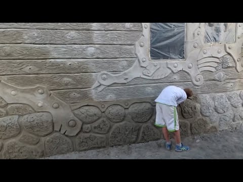 Видео: оформление цоколя  дома  декоративная  штукатурка  из  арт  бетона,  под  камень,  ковка из цемента