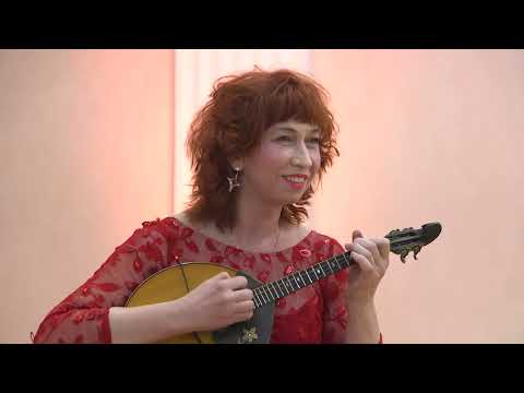 Видео: ДунаевскийДрезнин. «Цирк». Надежда Жихарева(домра).Светлана Гусельникова( фортепиано)