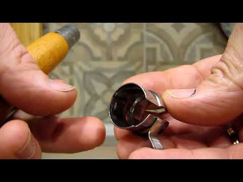 Видео: Нож opinel no10 против Old Bear