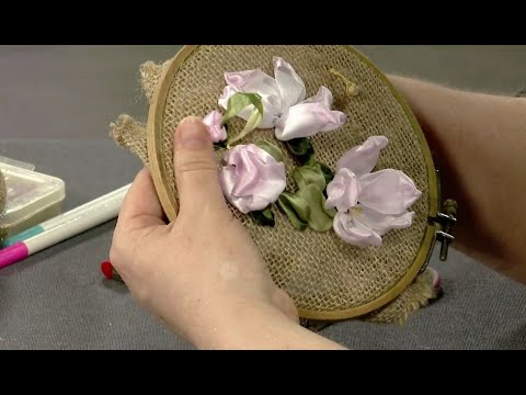 Видео: Вышиваем ветку яблони. II часть